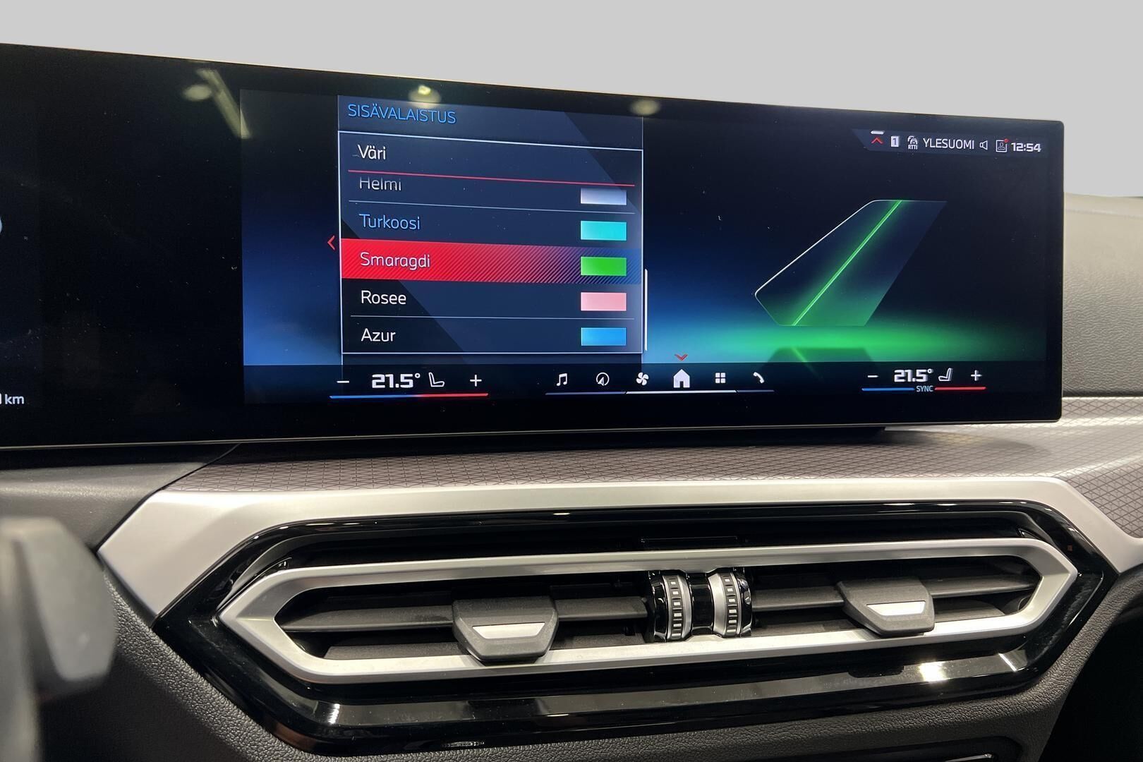 BMW I4 M50 iso kuva 23