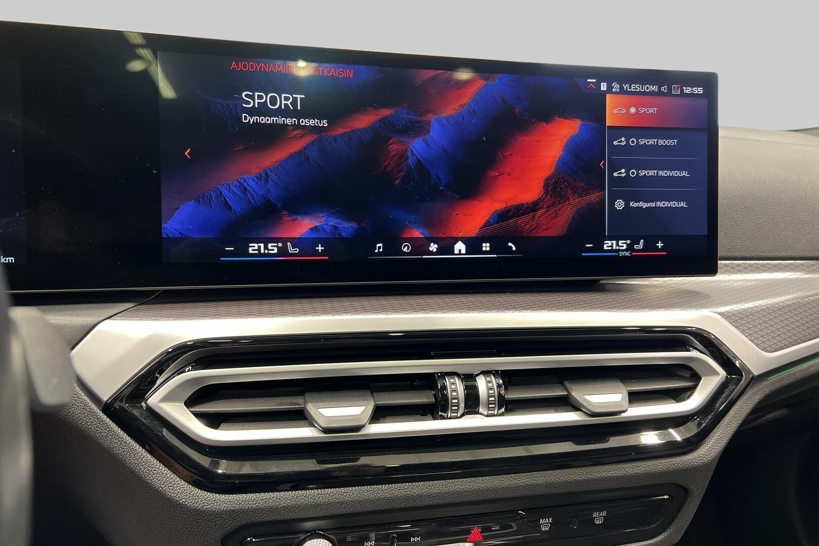 BMW I4 M50 iso kuva 28