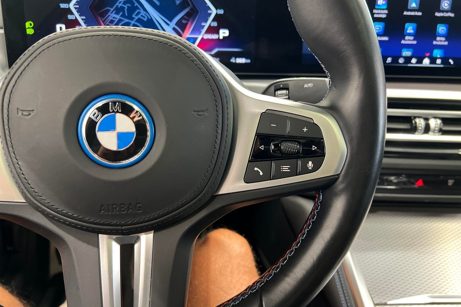 BMW I4 M50 iso kuva 31