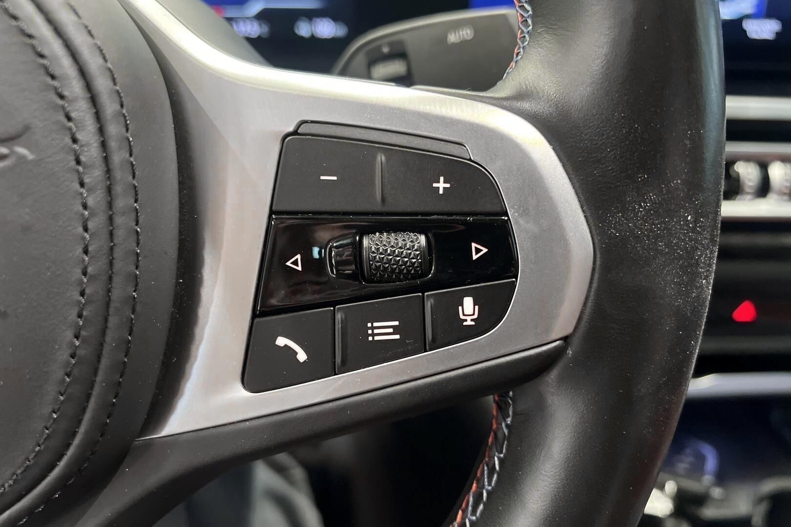 BMW I4 M50 iso kuva 15