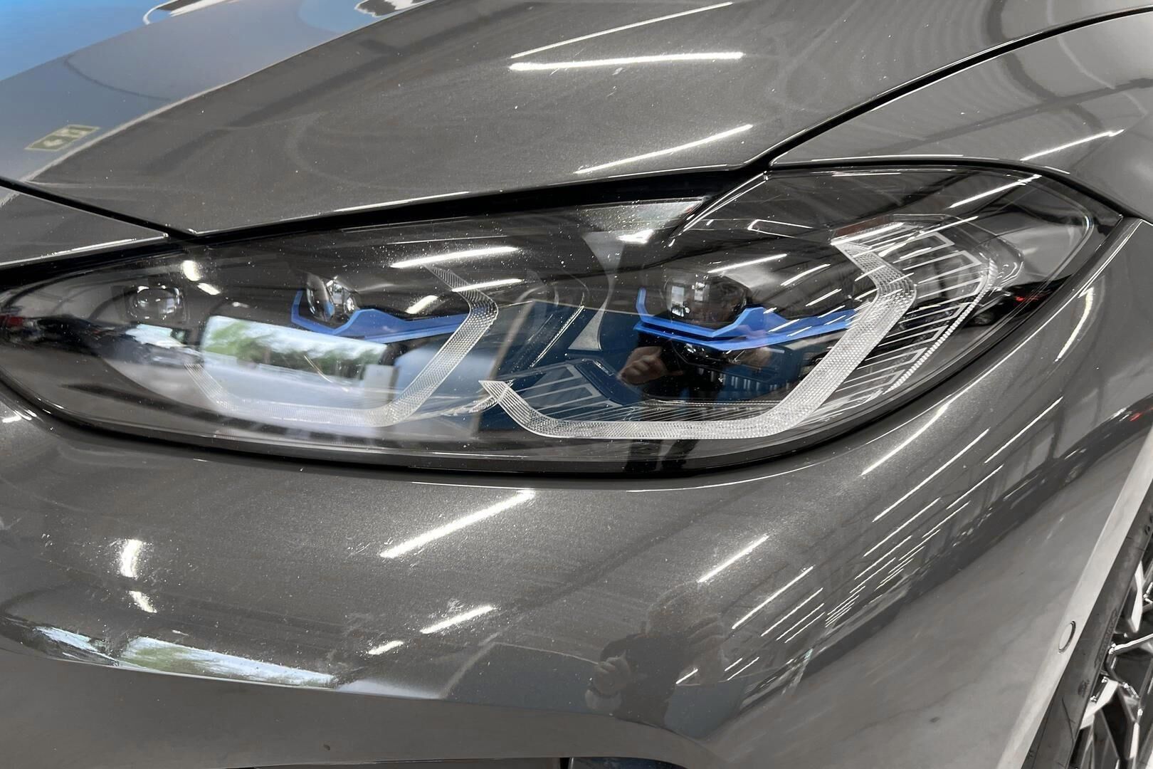BMW I4 M50 iso kuva 21