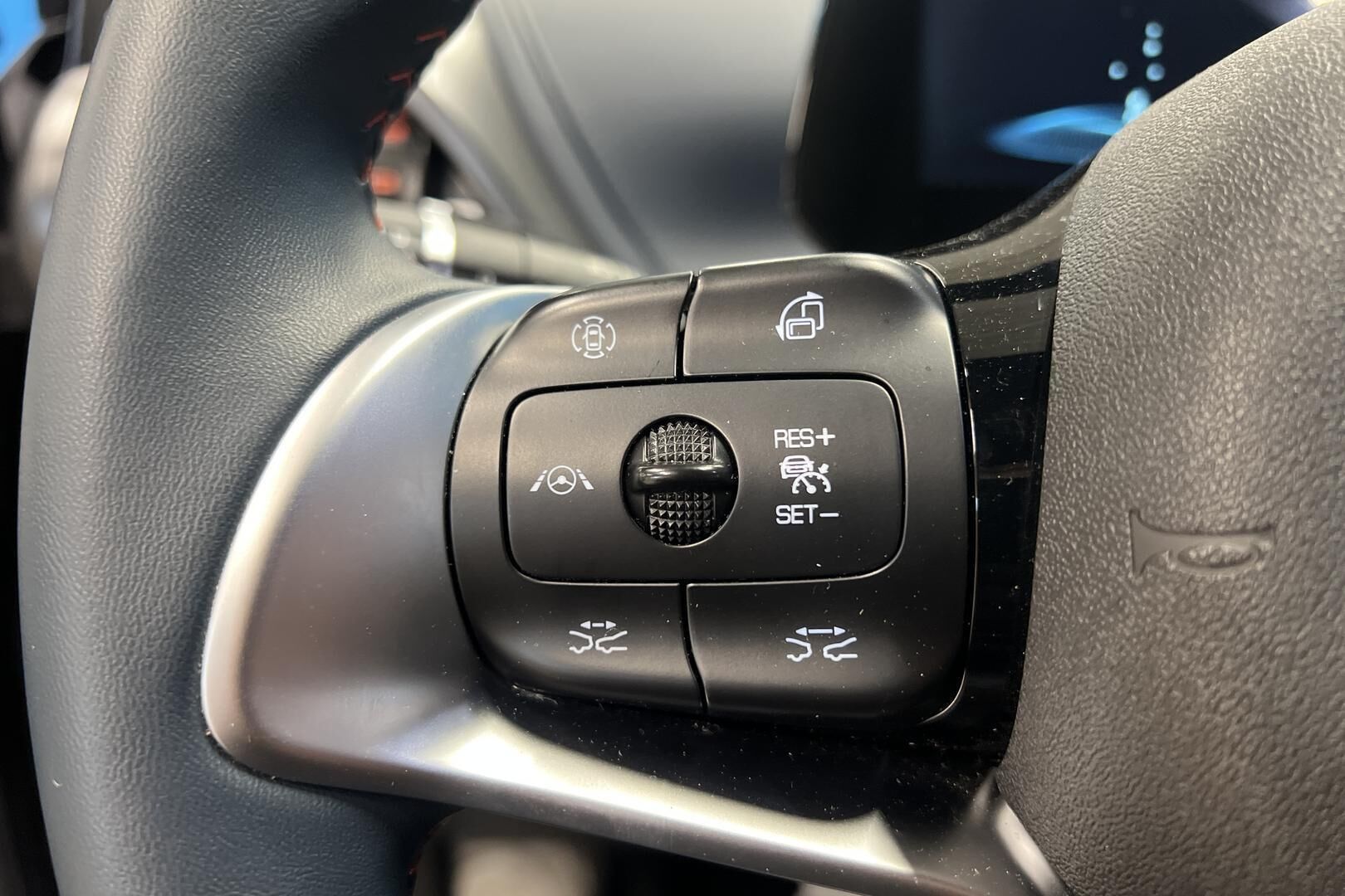 BYD ATTO 3 iso kuva 12