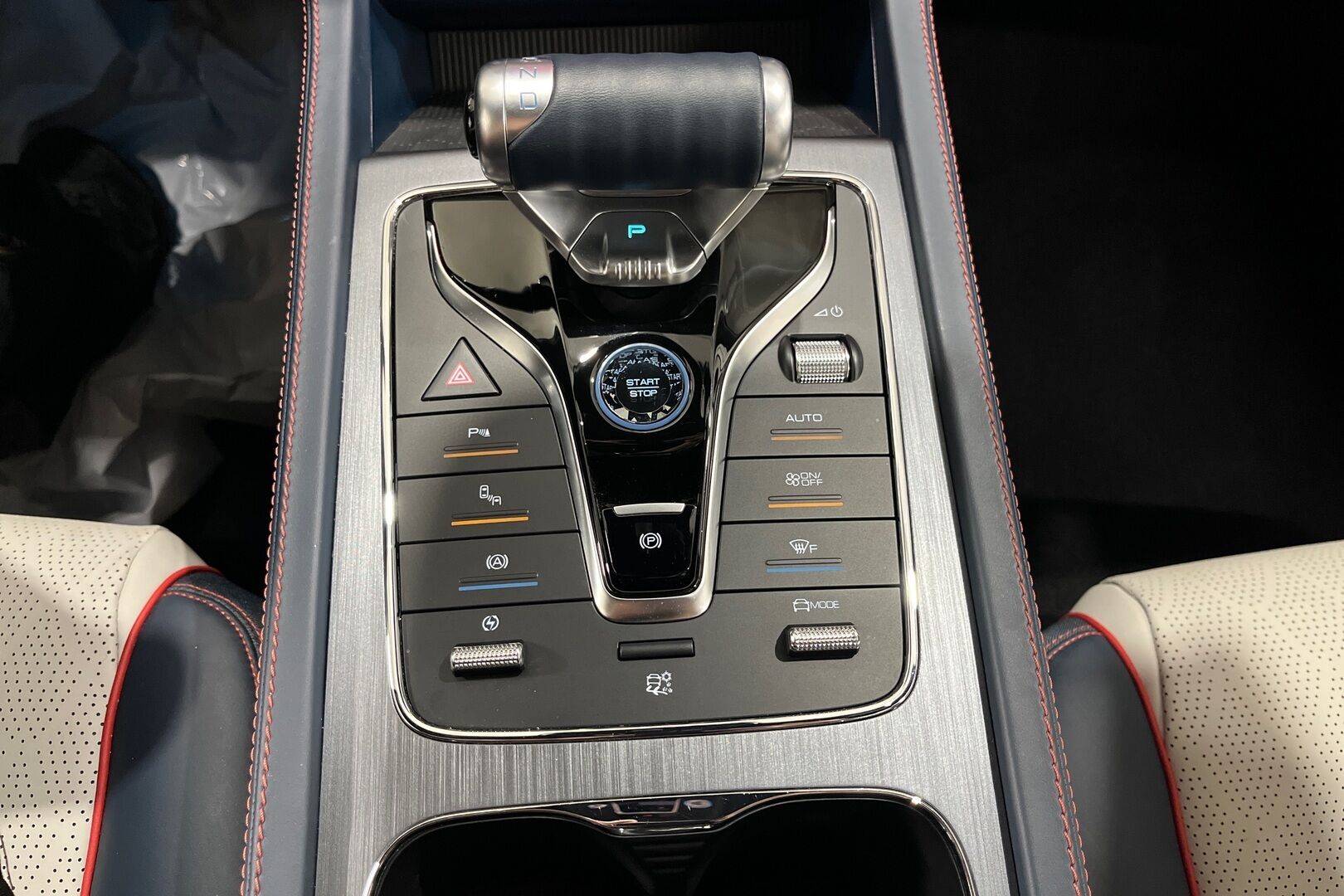 BYD ATTO 3 iso kuva 15