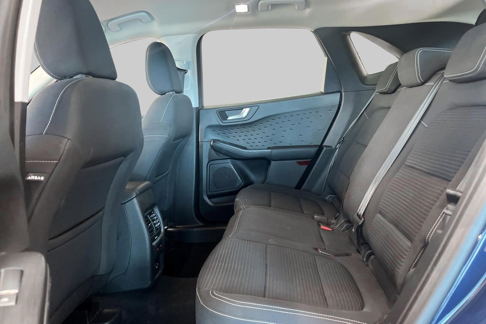 FORD KUGA iso kuva 11