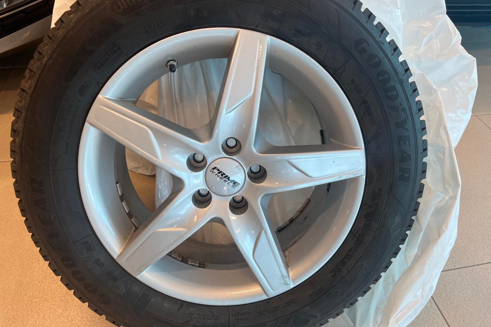FORD KUGA iso kuva 41