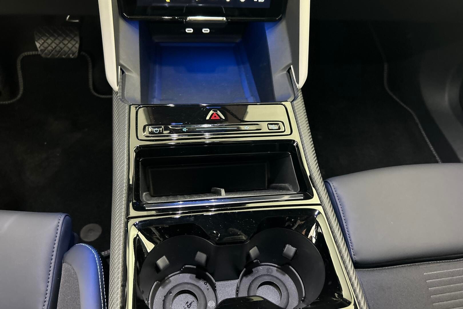 Ford Capri iso kuva 19