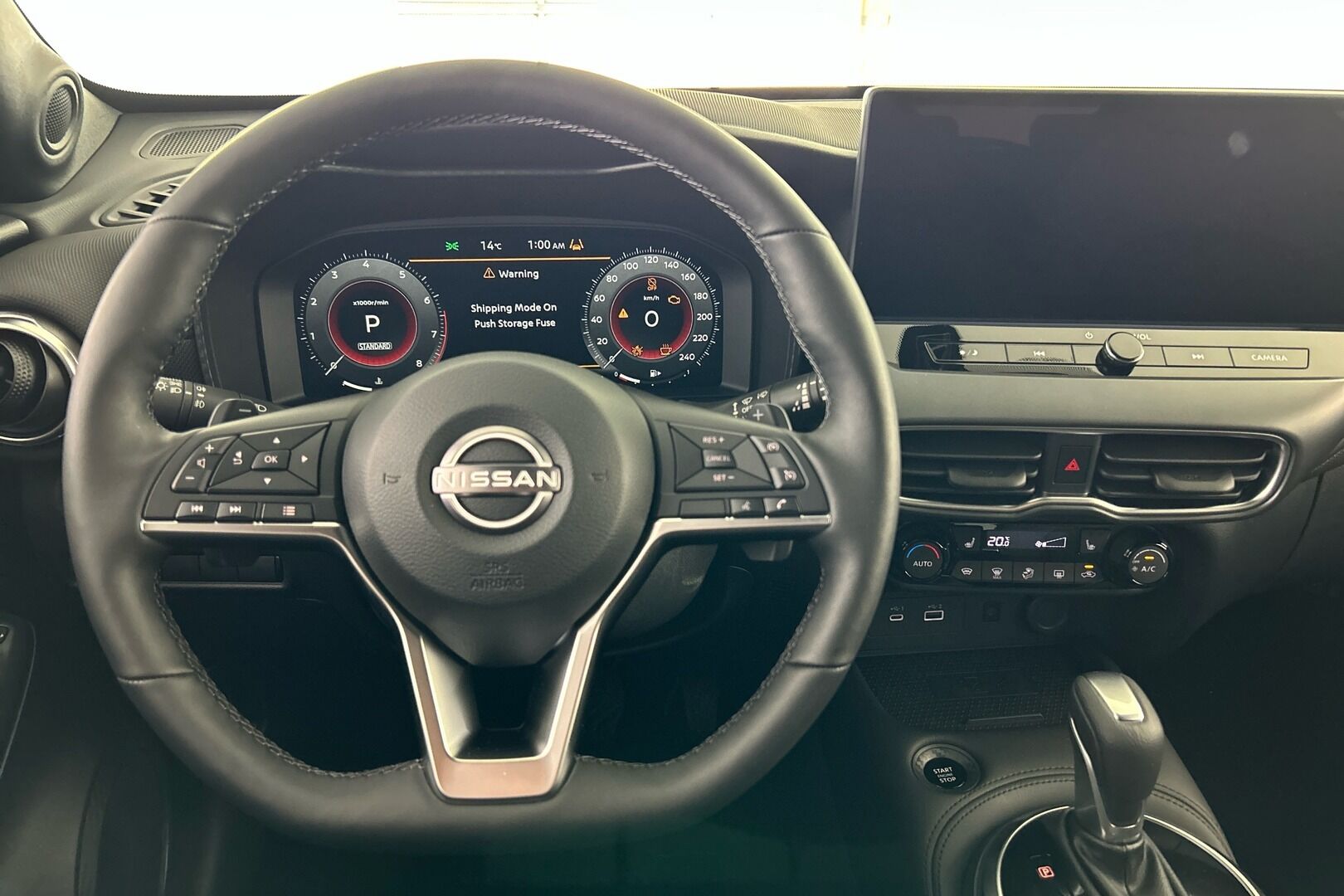 Nissan Juke iso kuva 9