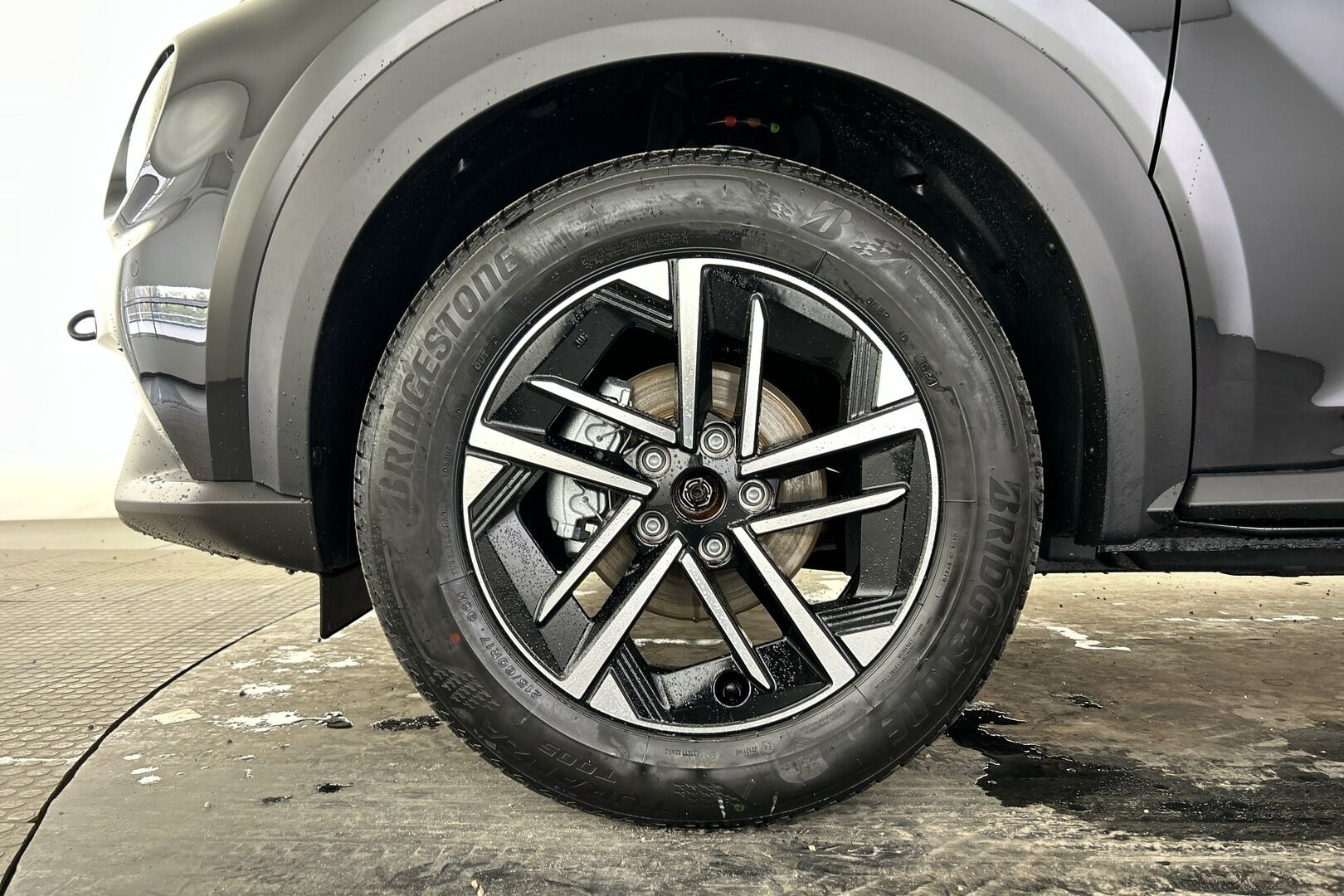 Nissan Juke iso kuva 14