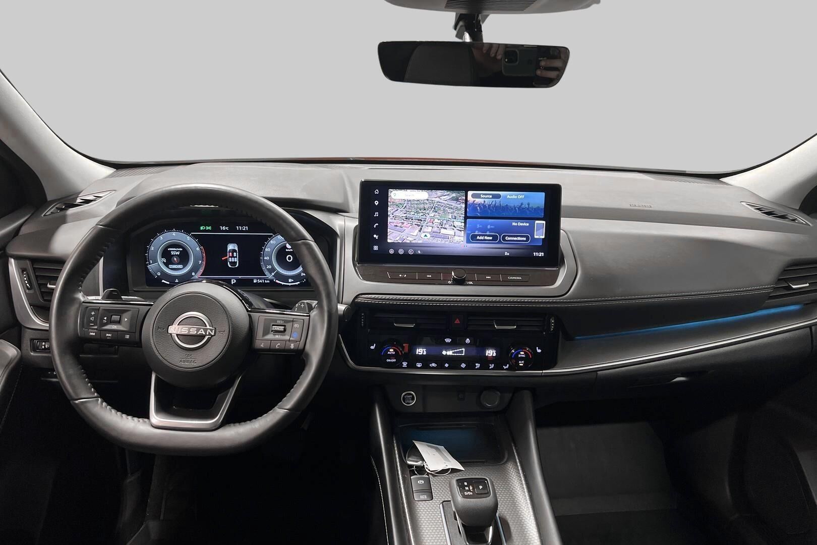 Nissan Qashqai iso kuva 10