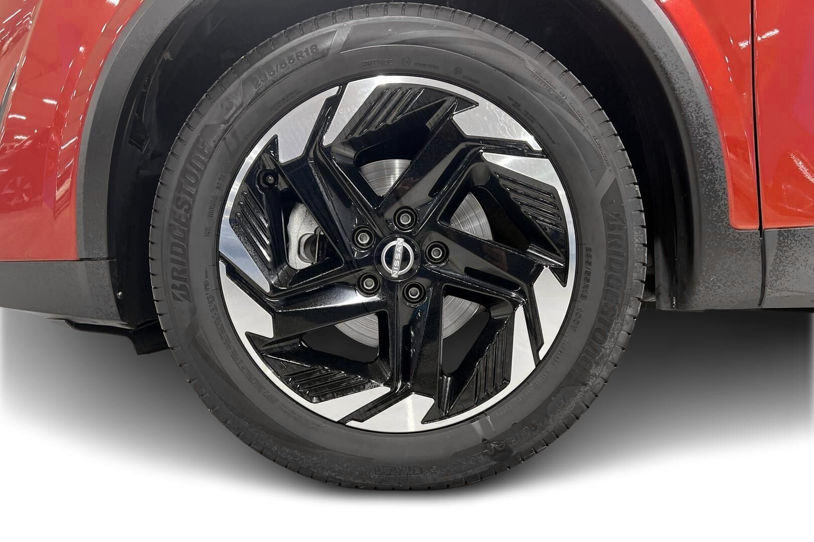 Nissan Qashqai iso kuva 12