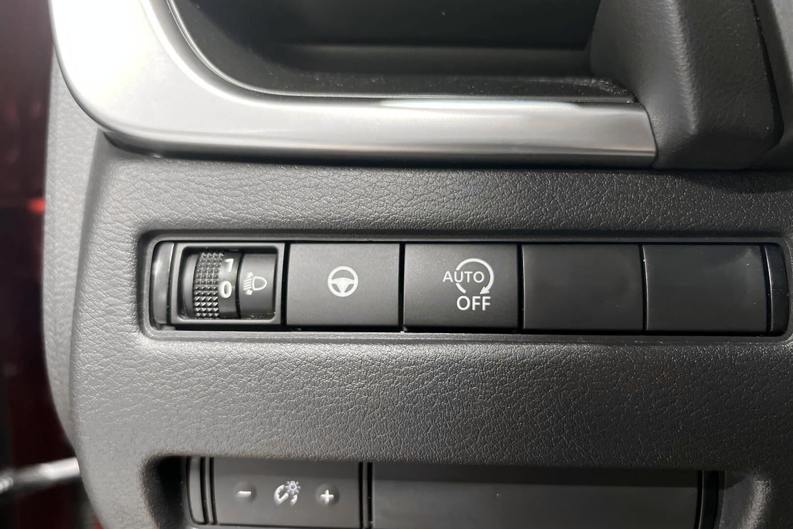 Nissan Qashqai iso kuva 17