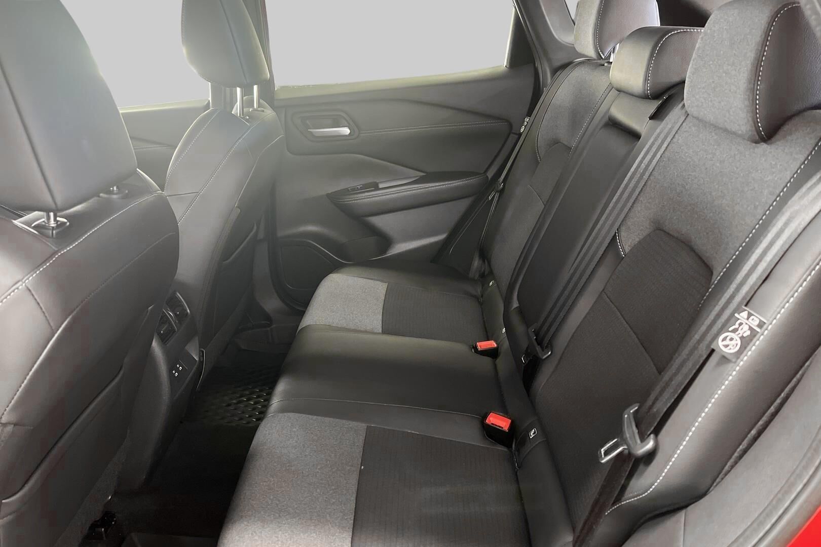 Nissan Qashqai iso kuva 9