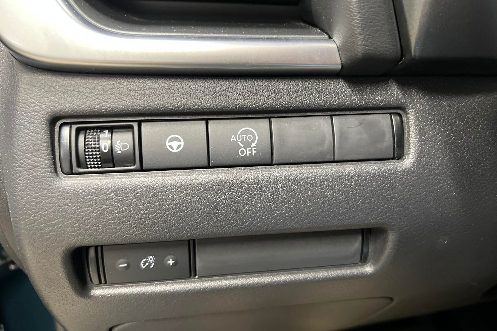 Nissan Qashqai iso kuva 18