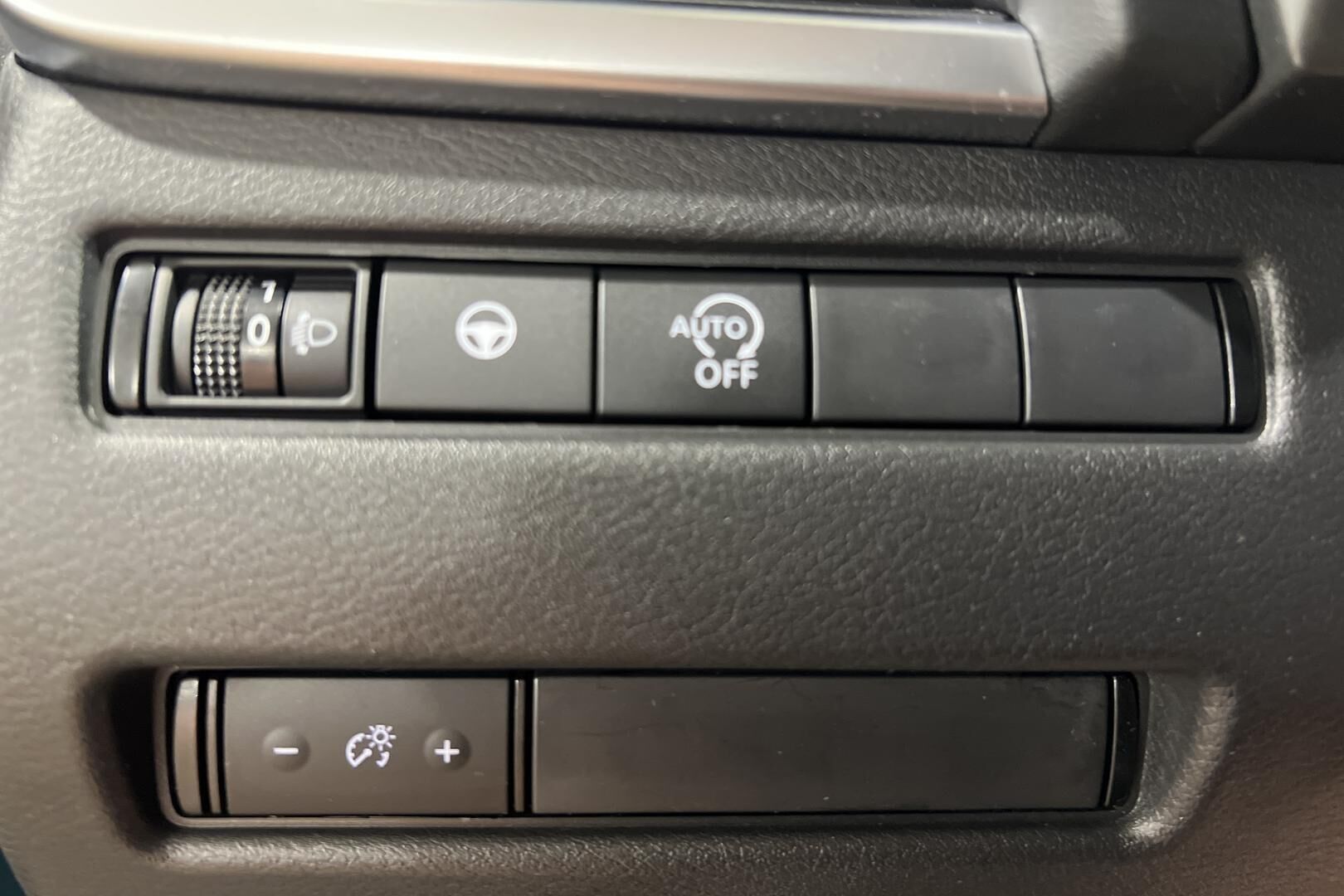 Nissan Qashqai iso kuva 16