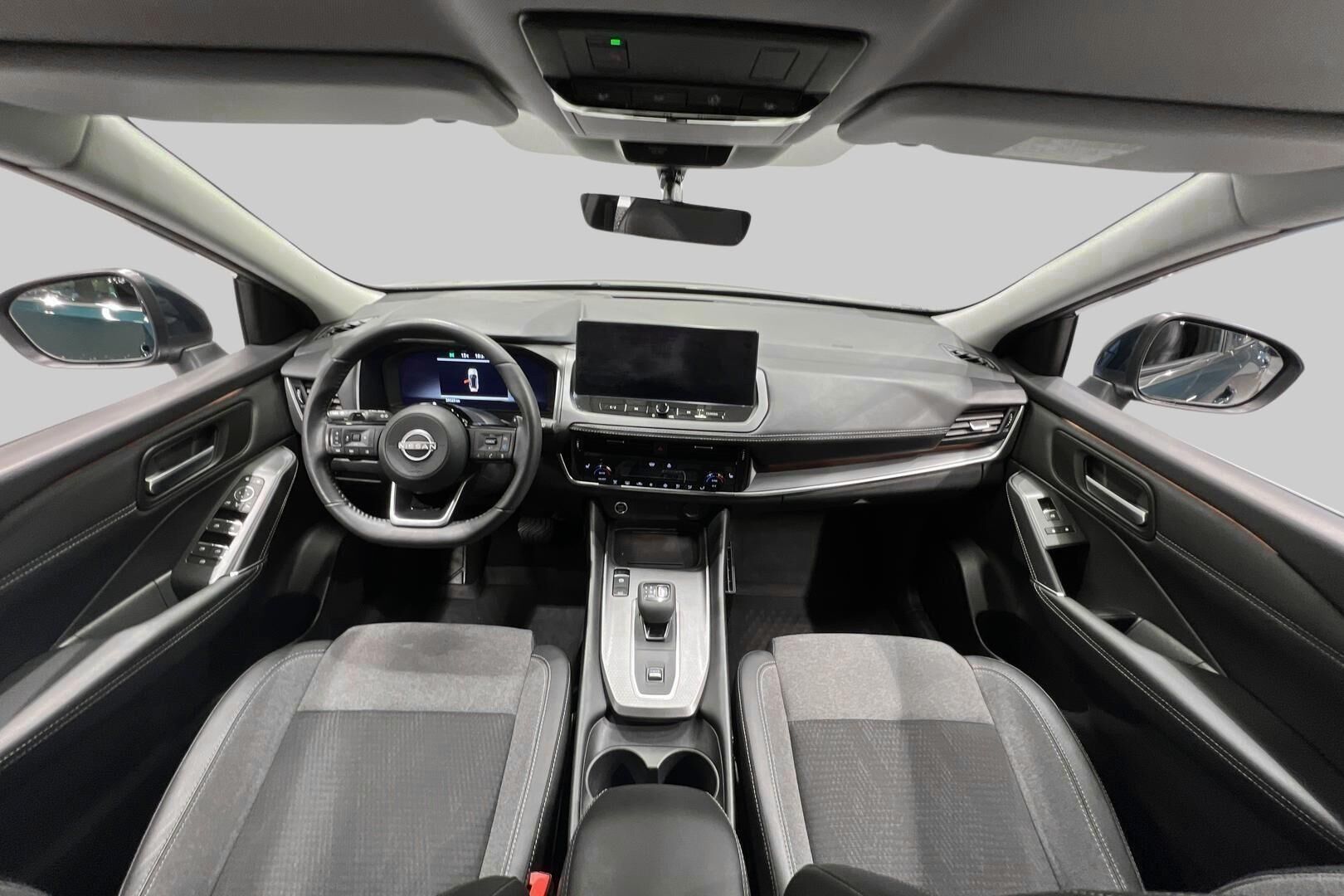 Nissan Qashqai iso kuva 11