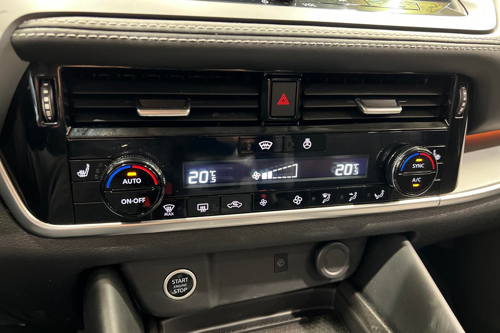 Nissan Qashqai iso kuva 28