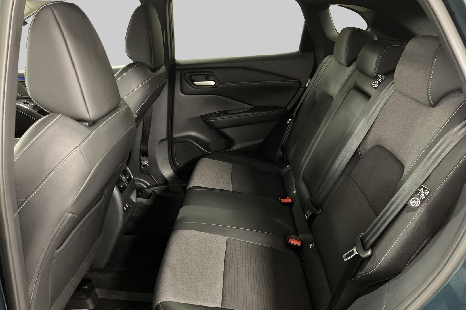 Nissan Qashqai iso kuva 10