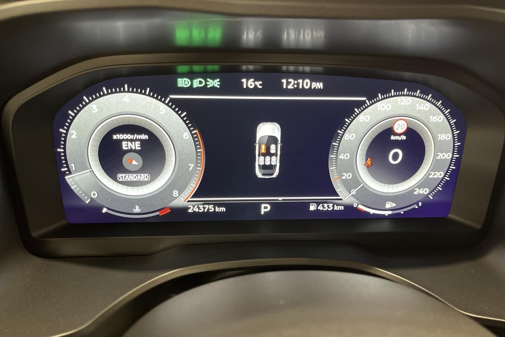 Nissan Qashqai iso kuva 15