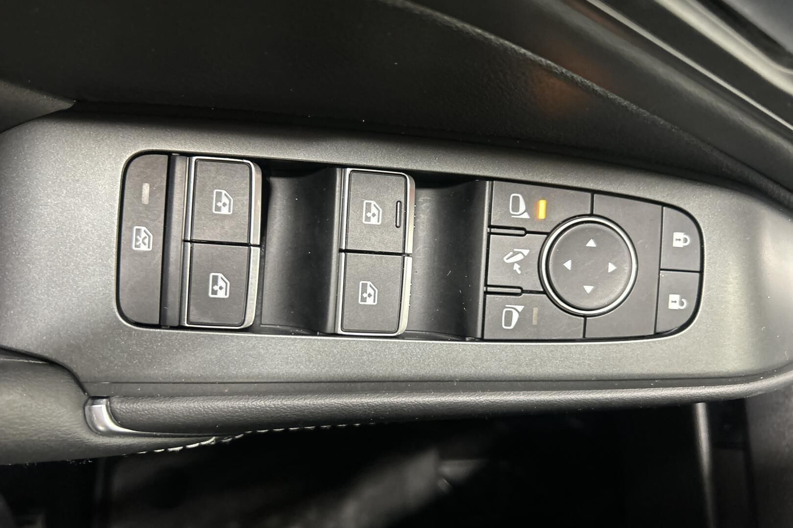Nissan Qashqai iso kuva 15