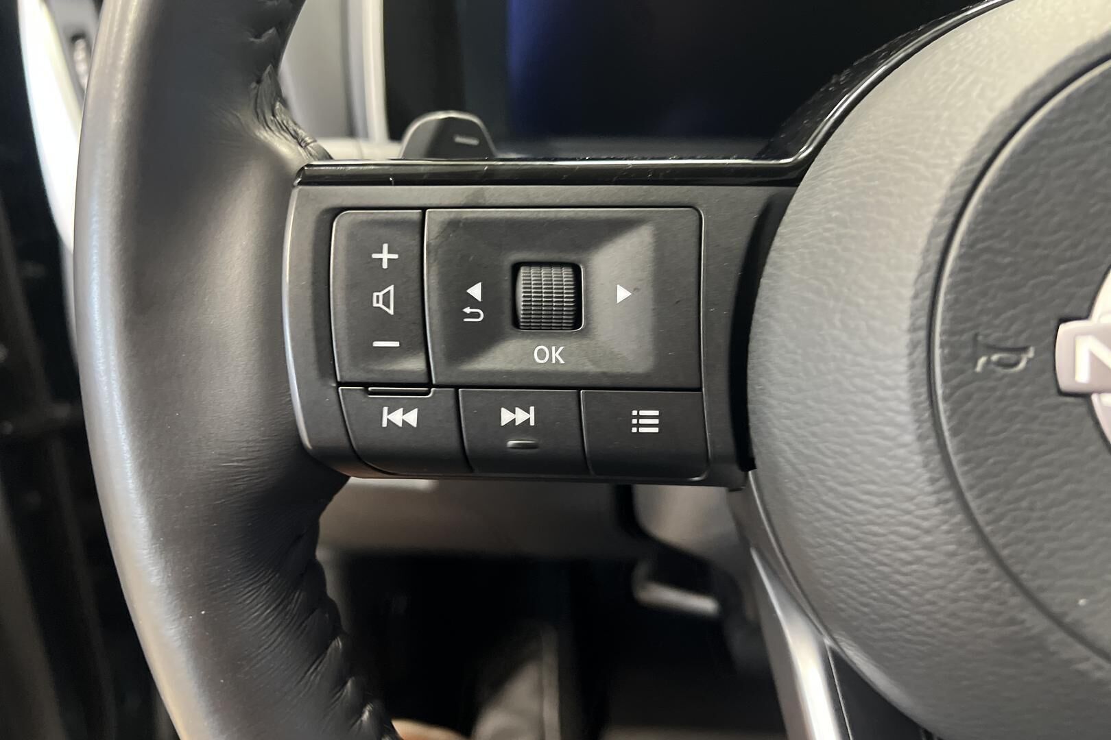 Nissan Qashqai iso kuva 15