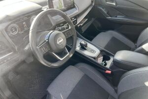 Nissan Qashqai esikatselu 2