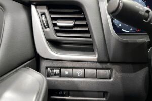 Nissan Qashqai esikatselu 33
