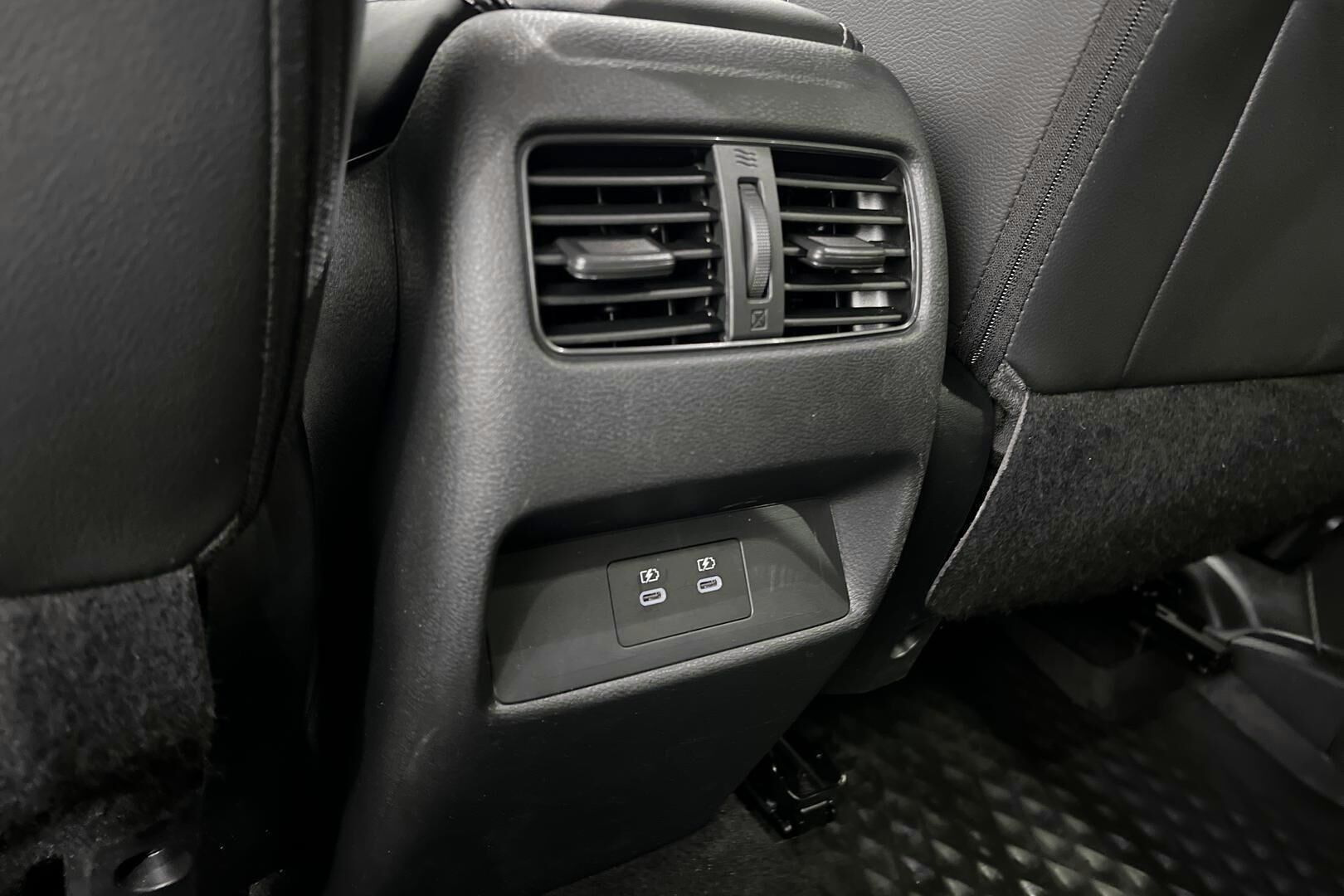Nissan Qashqai iso kuva 35