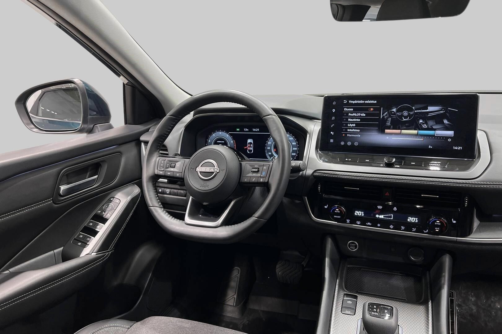 Nissan Qashqai iso kuva 36