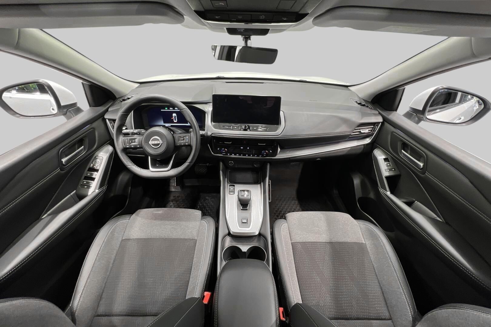 Nissan Qashqai iso kuva 11