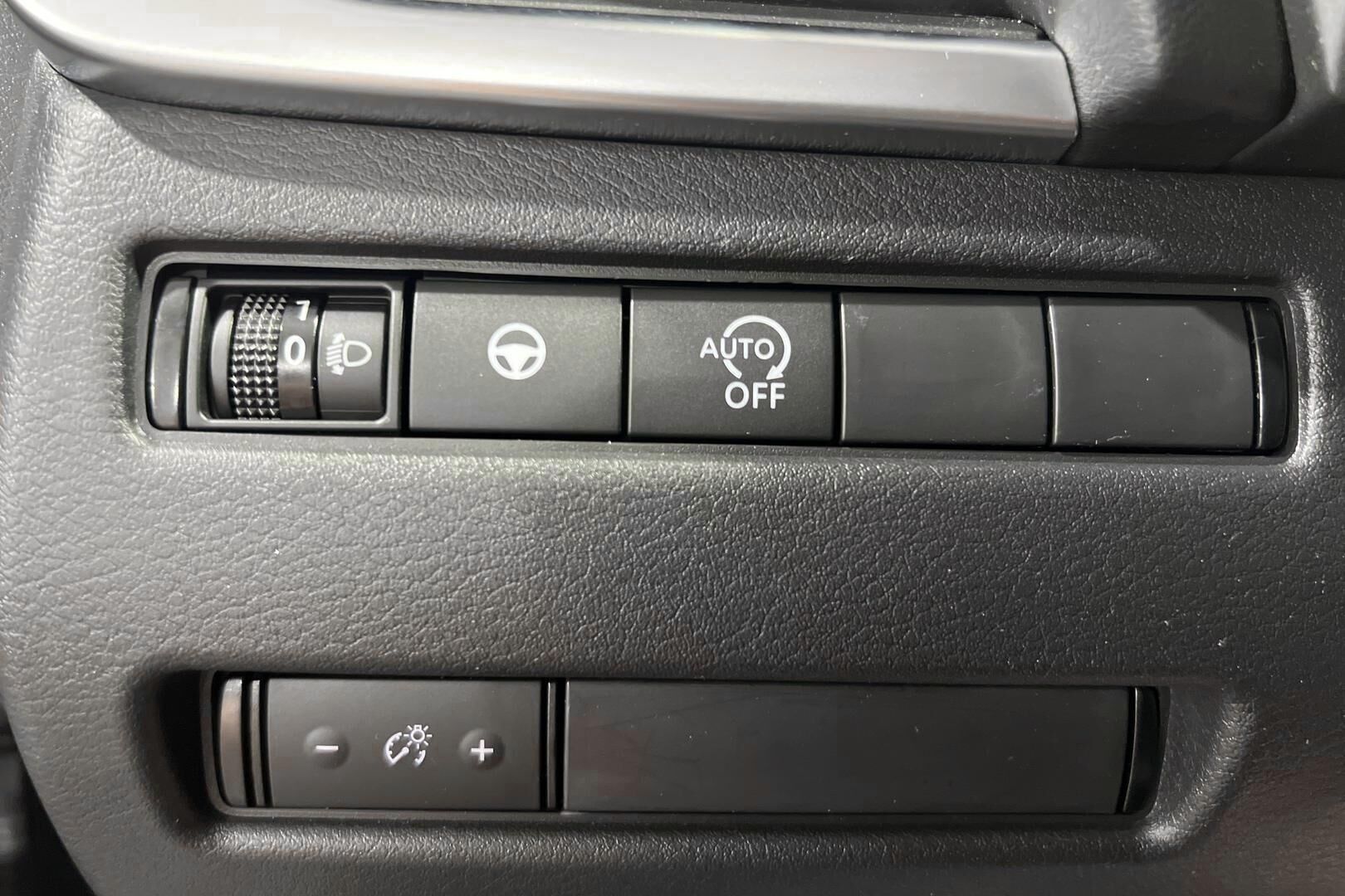 Nissan Qashqai iso kuva 13