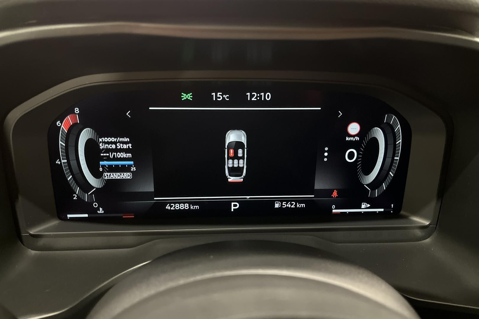 Nissan Qashqai iso kuva 15