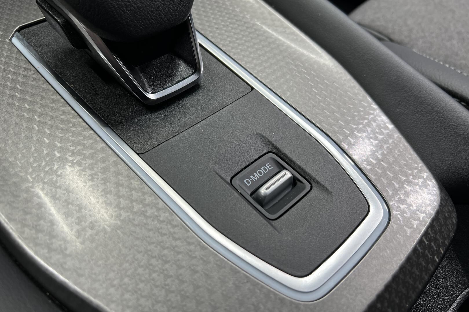 Nissan Qashqai iso kuva 22