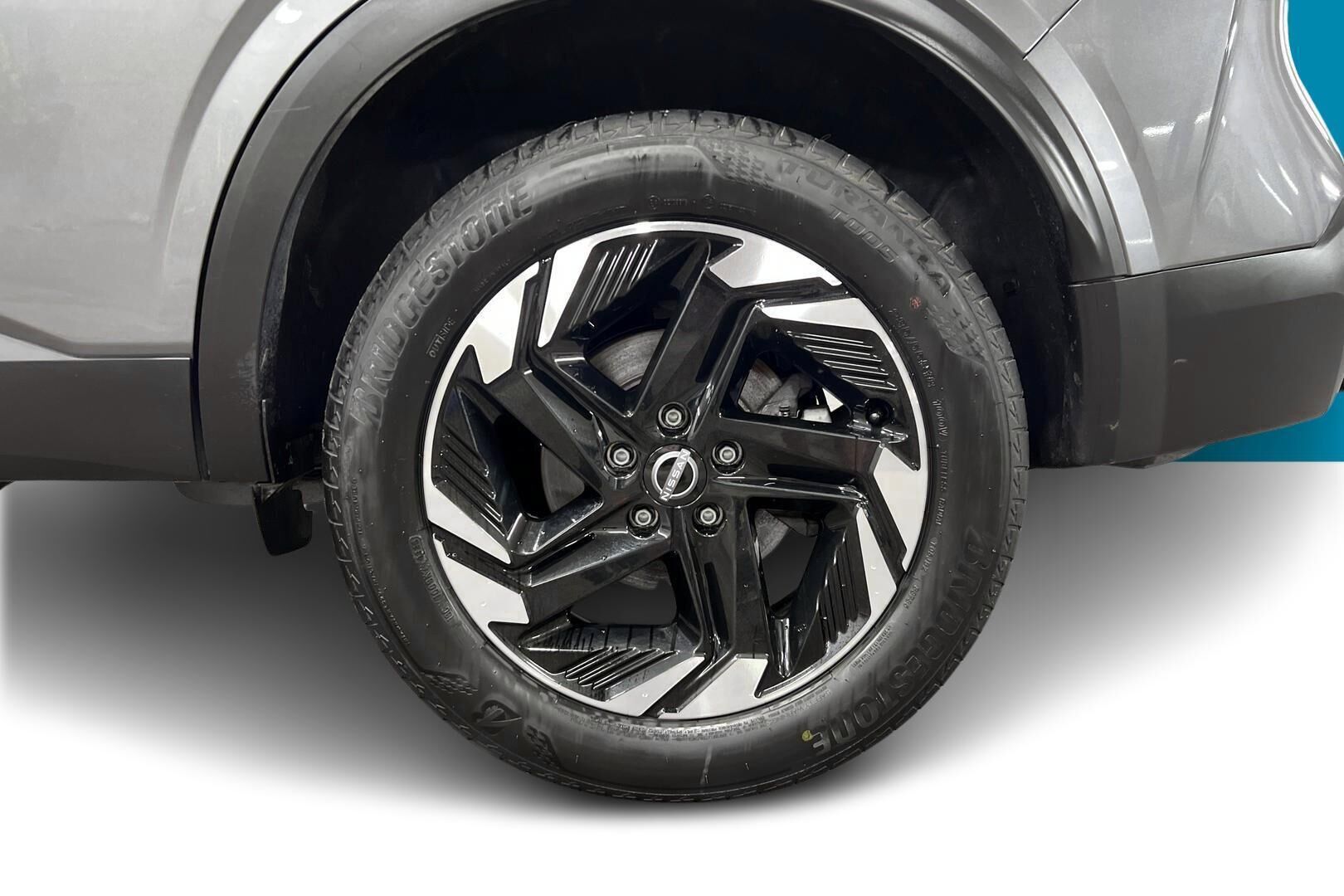 Nissan Qashqai iso kuva 13