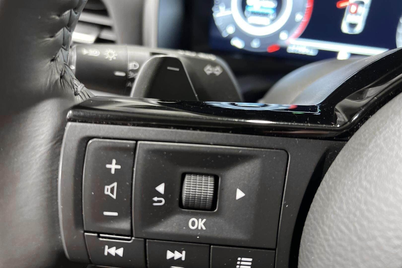 Nissan Qashqai iso kuva 17