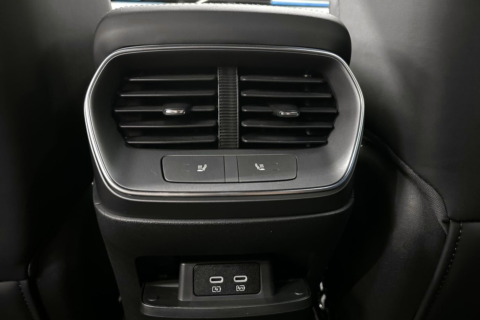 BYD Sealion 7 iso kuva 23