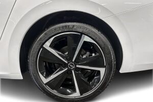 Opel Astra esikatselu 12
