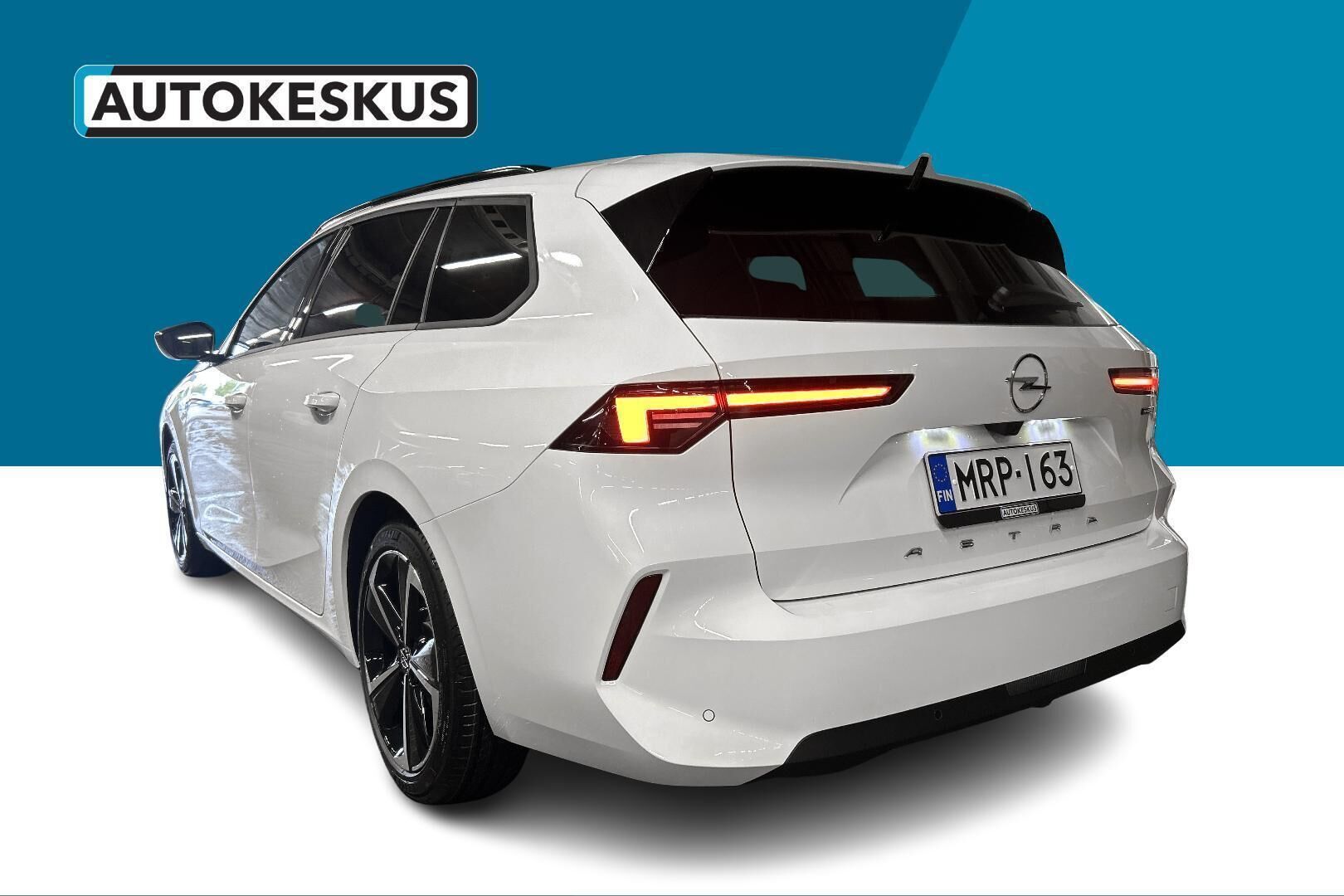 Opel Astra iso kuva 6