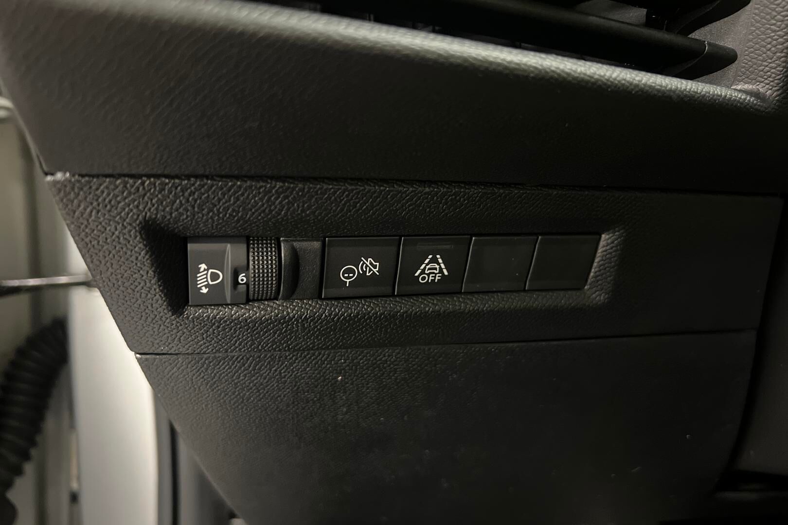 Opel Frontera iso kuva 14