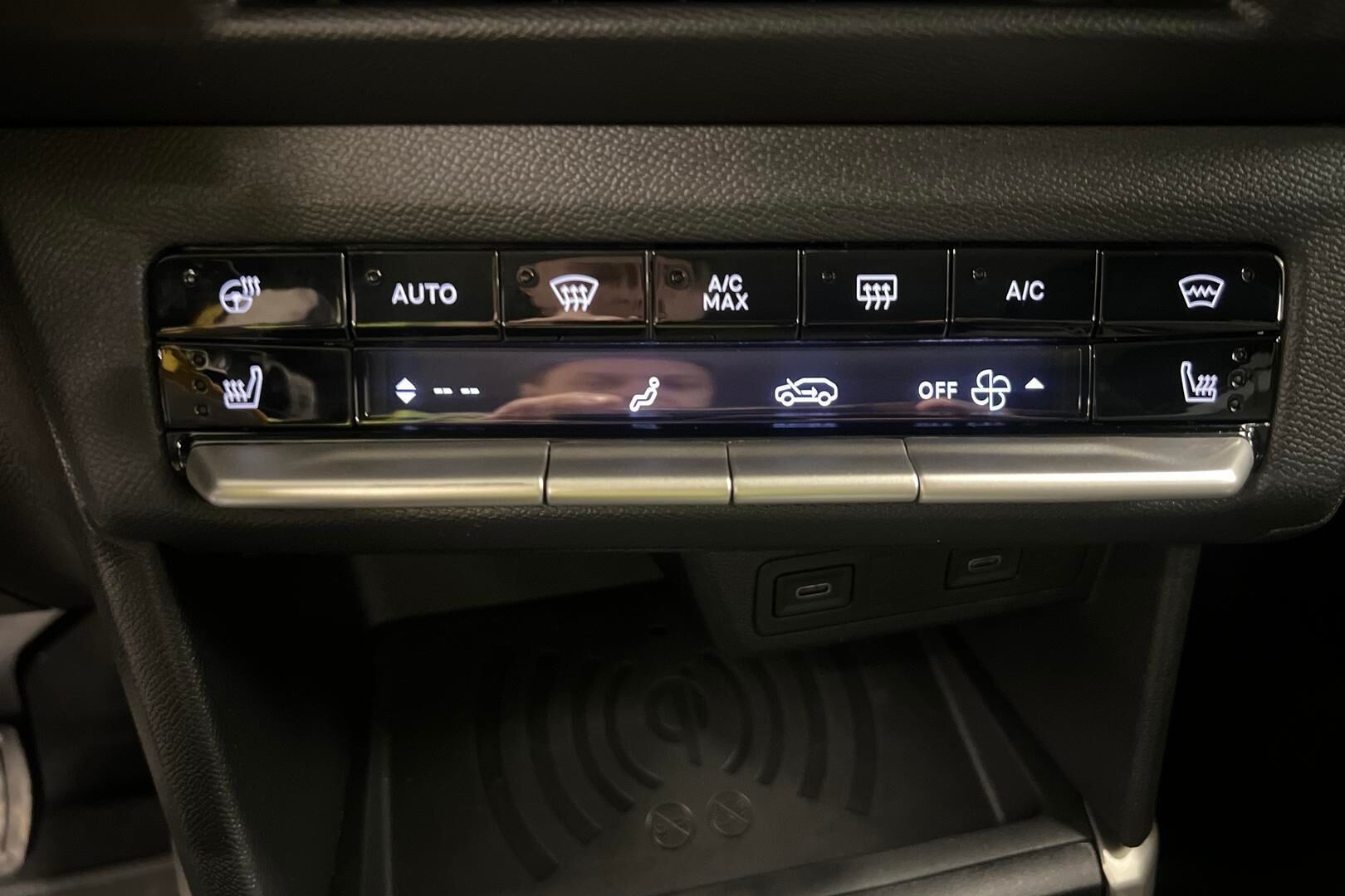 Opel Frontera iso kuva 17