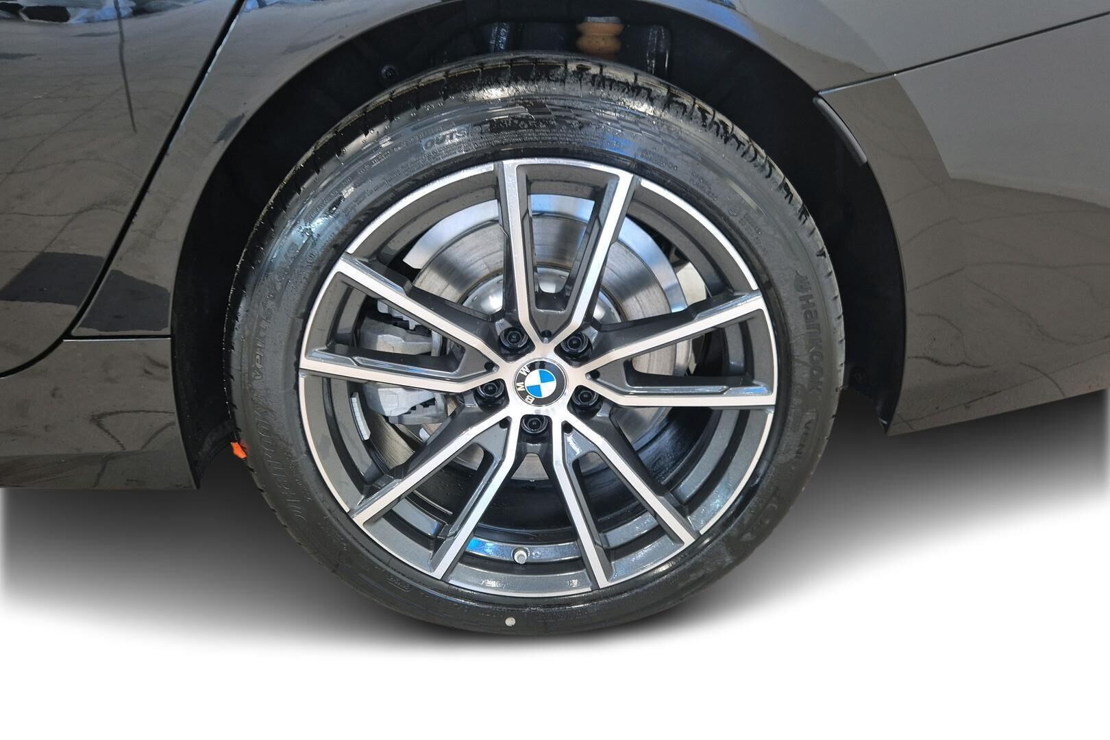 BMW 3-sarja iso kuva 12