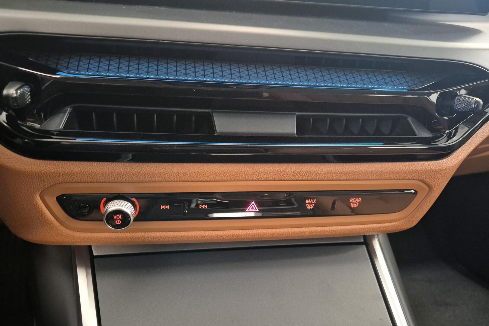 BMW 3-sarja iso kuva 15