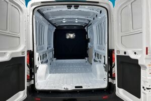 Ford Transit esikatselu 11