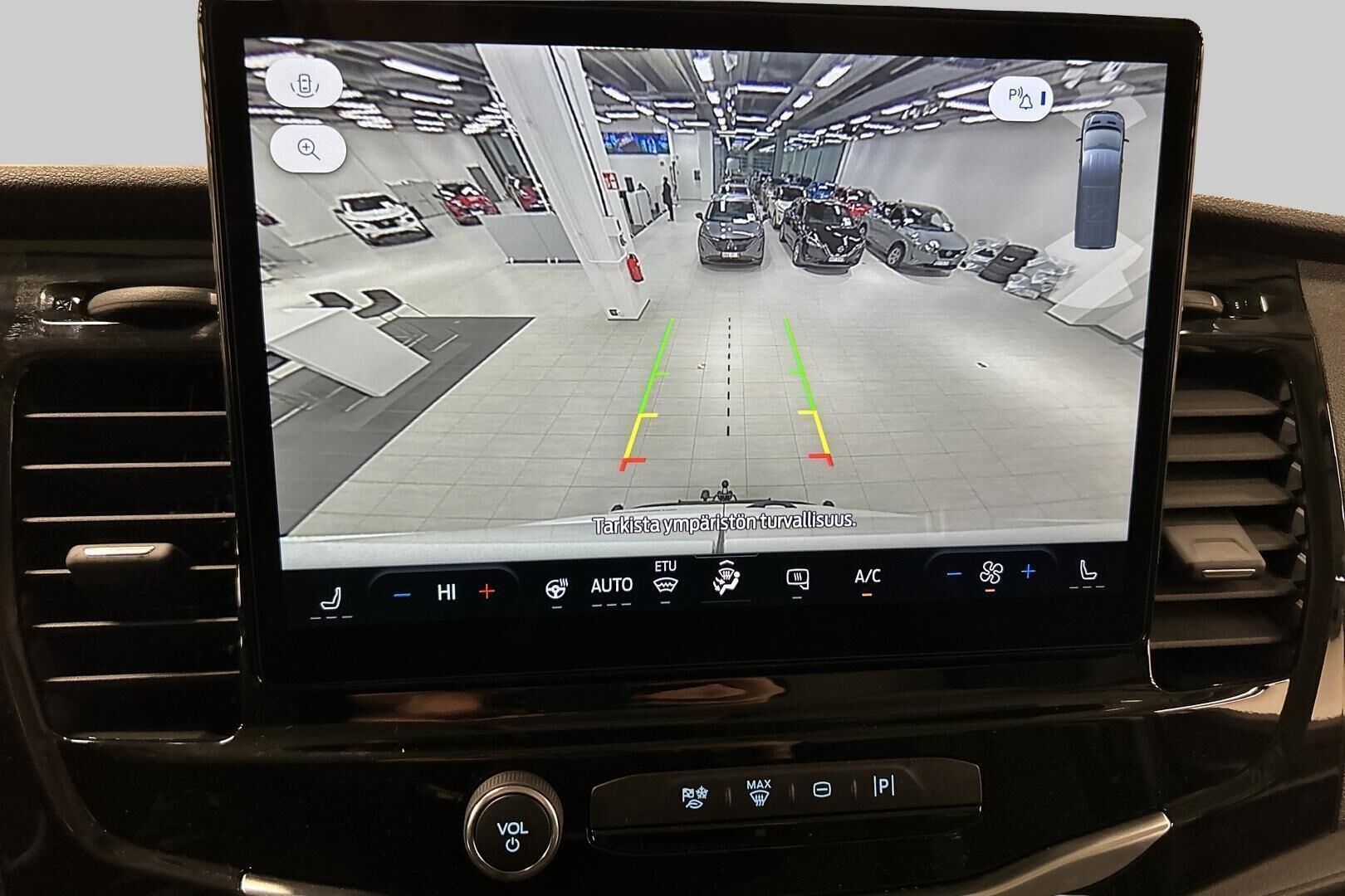 Ford Transit iso kuva 18