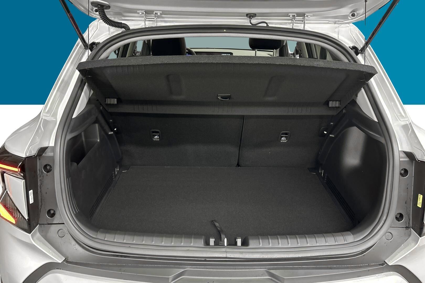 Kia Stonic iso kuva 6