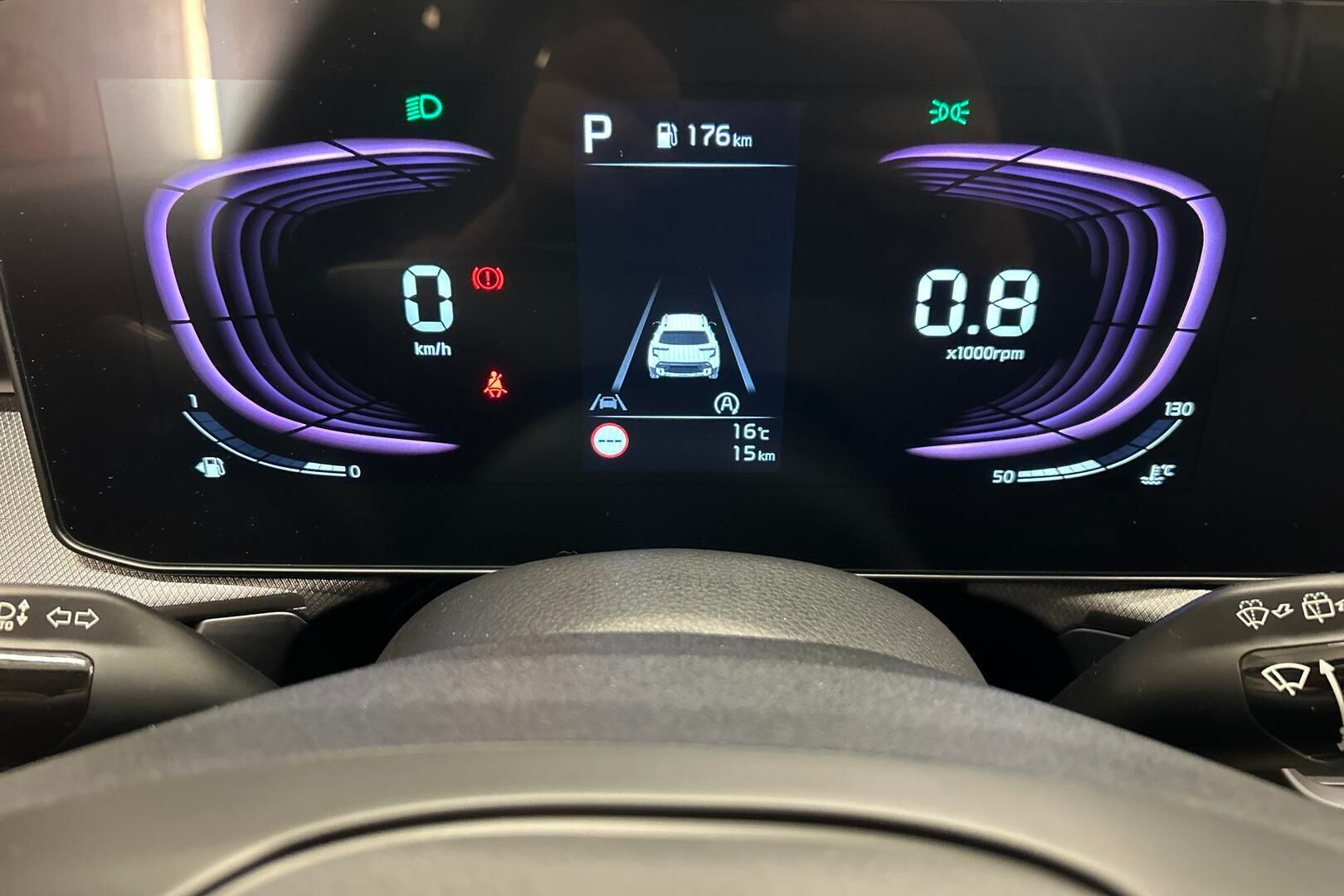 Kia Stonic iso kuva 20