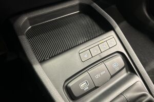 Kia Stonic esikatselu 22