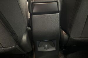 Kia Stonic esikatselu 14