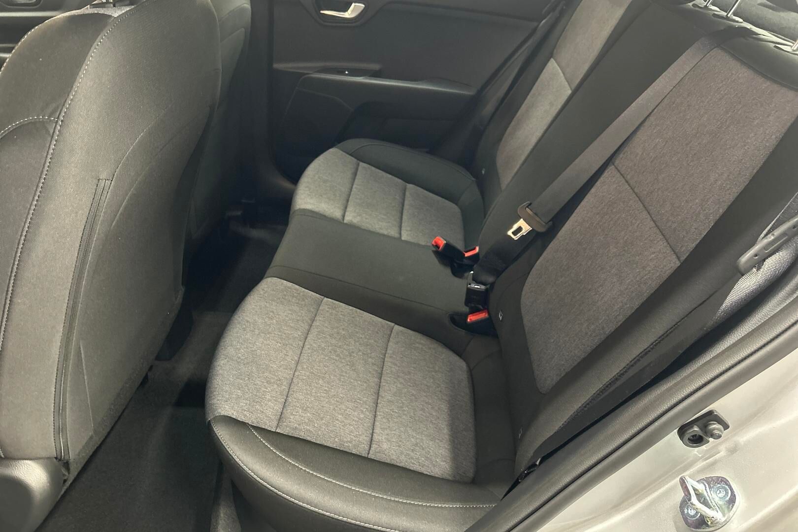 Kia Stonic iso kuva 4