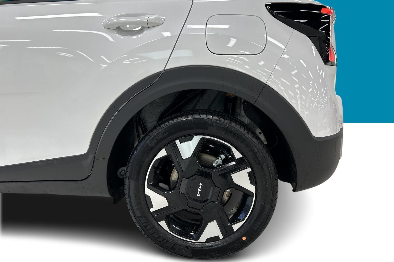 KIA Stonic iso kuva 12