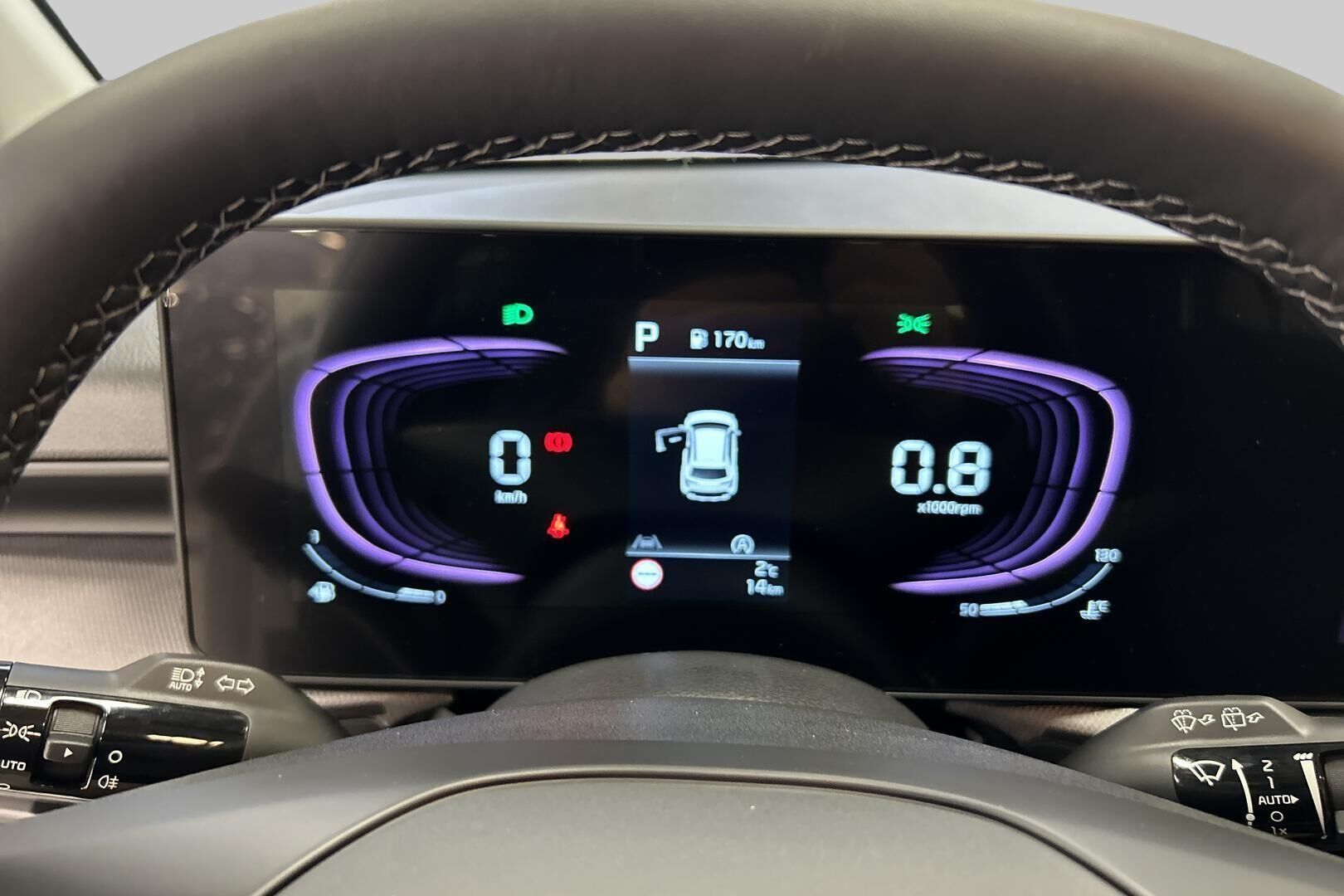 KIA Stonic iso kuva 15